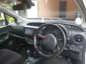 Toyota Vitz 2019 Car (Used)
