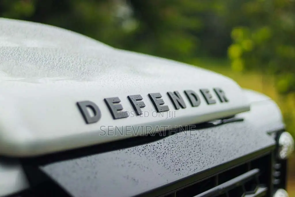Land-Rover Defender 1998 SUV (Used)