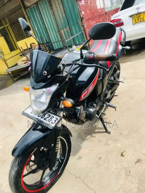 Yamaha FZ 2015 Motorbike (Used)