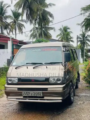Mitsubishi Po15 1991 Van (Used)