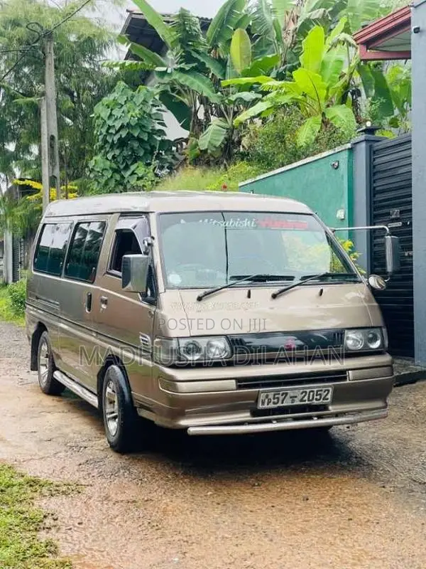 Mitsubishi Po15 1991 Van (Used)