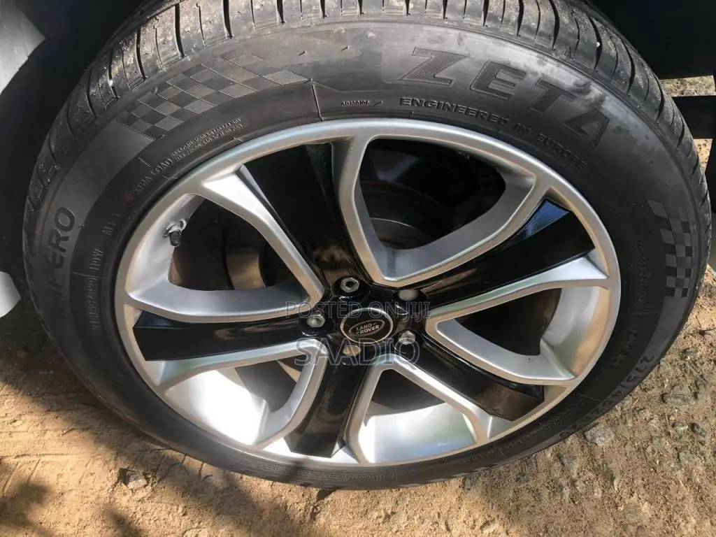 Land-Rover Range Rover Sport 2012 SUV (Used)