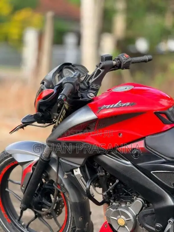 Bajaj Pulsar NS200 2018 Motorbike (Used)