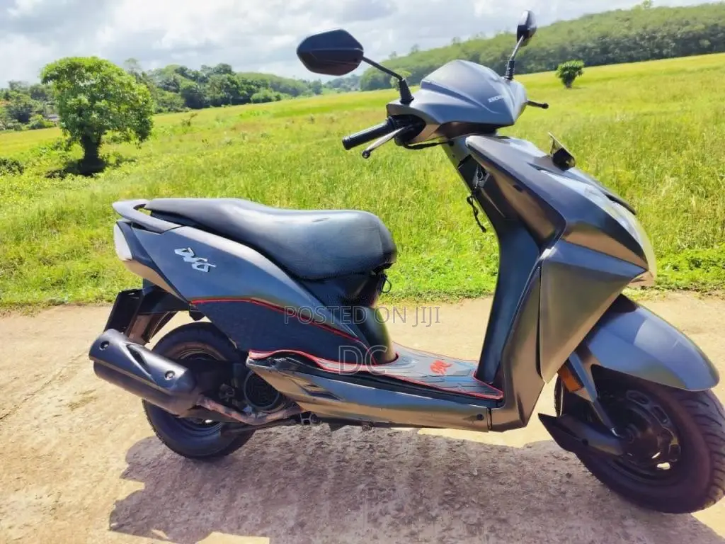 Honda Dio 2013 Motorbike (Used)