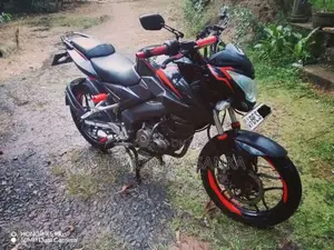 Bajaj Pulsar 2017 Motorbike (Used)