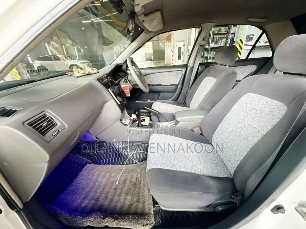 Toyota Carina 1998 Car (Used)