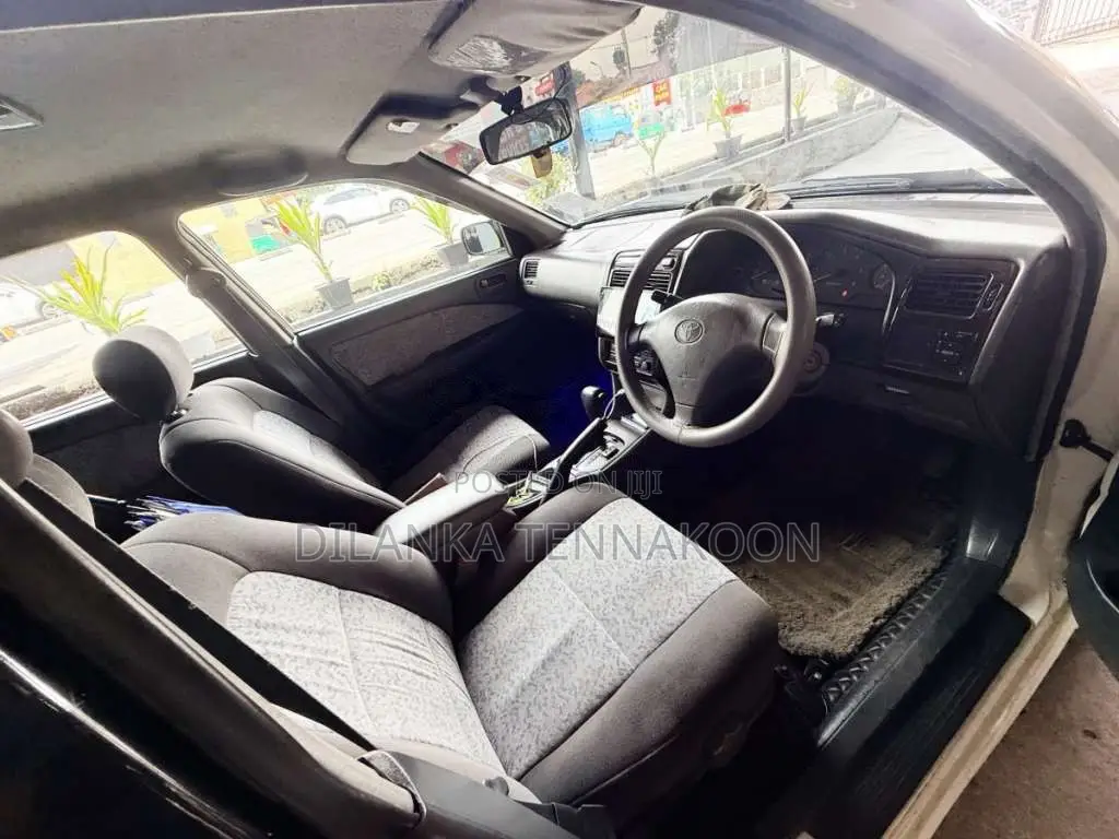 Toyota Carina 1998 Car (Used)