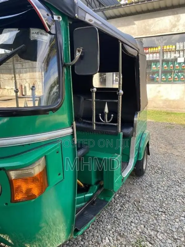 Bajaj RE 2012 Three Wheel (Used)