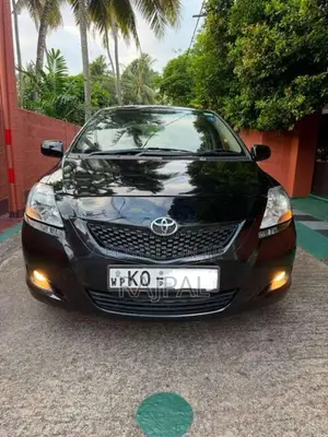 Toyota YARIS Belta 121 2011 Car (Used)