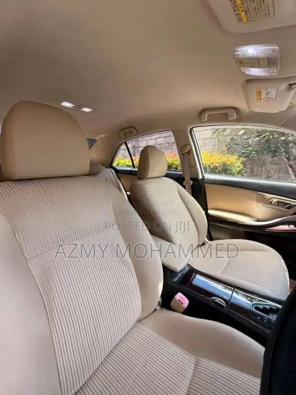 Toyota Premio 2017 Car (Used)