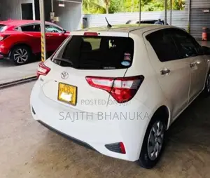 Toyota Vitz 2019 Car (Used)