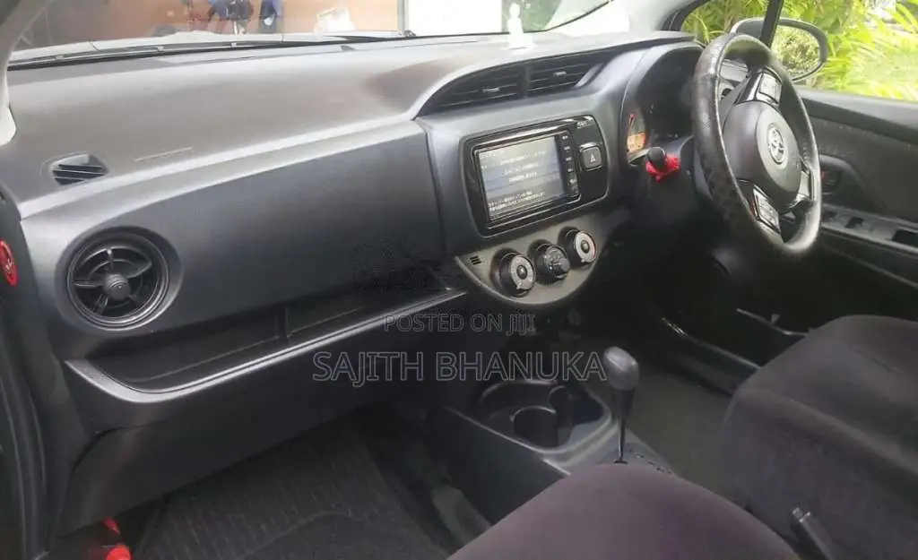Toyota Vitz 2019 Car (Used)
