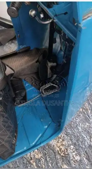 Bajaj 4 Stroke 2008 Three Wheel (Used)