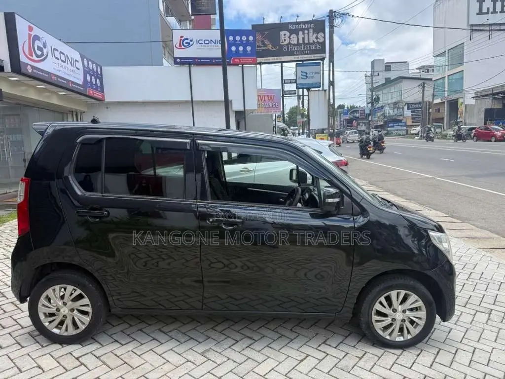 Suzuki Wagon R FX 2017 Car (Used)