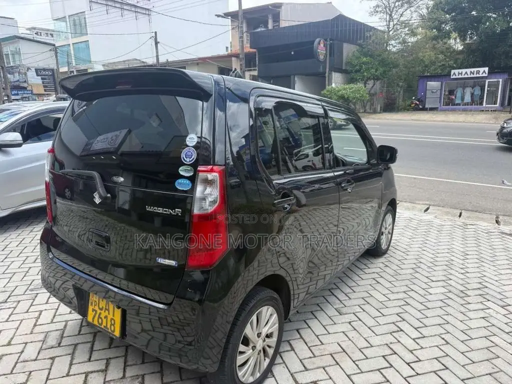 Suzuki Wagon R FX 2017 Car (Used)