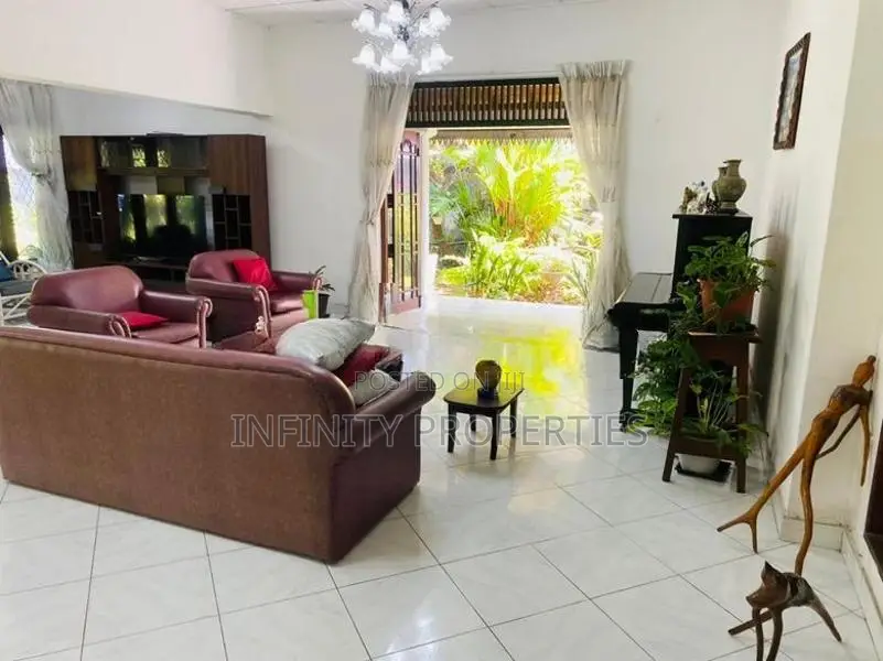(AFA941) House for Sale at Gonawela Kiribathgoda