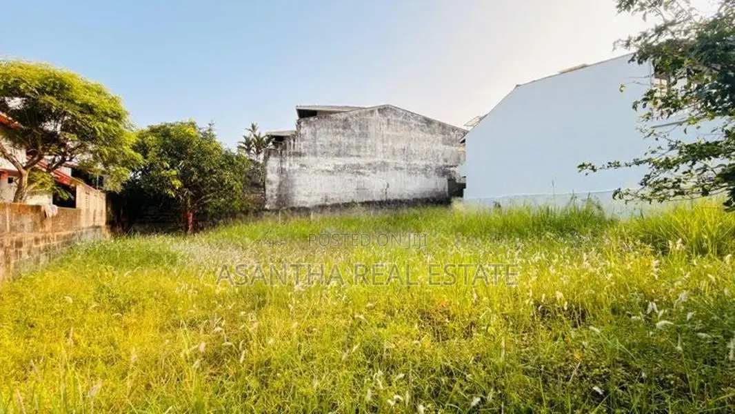 19 P Land Sale at Senanayake Avenue Nawala