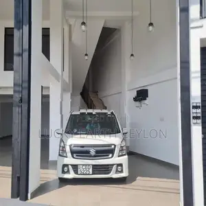 Sale Boralesgamuwa, Fully Furnished Apartment Bldg Close to KDU (S140)