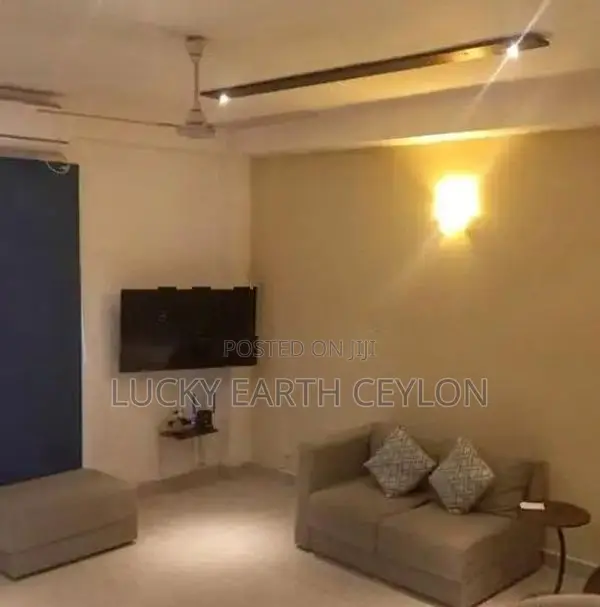 Battaramulla, 2Nd Floor, Commercial Building For Rent (ZM1067)