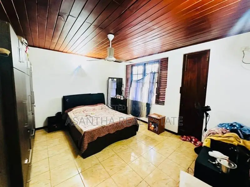 03 Storey Luxury House with 11.05 P Sale at Mount Lavinia