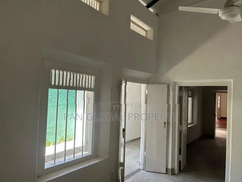 Bungalow for Sale in Galle Fort