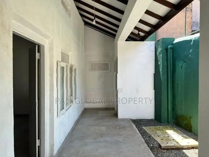Bungalow for Sale in Galle Fort