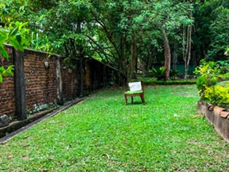 Water Front Property For Sale in Bolgoda