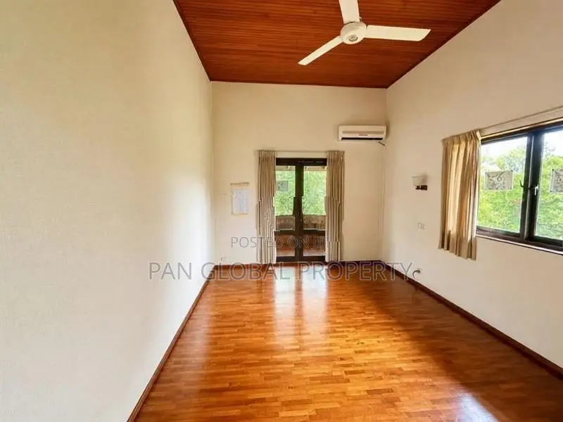 Water Front Property For Sale in Bolgoda