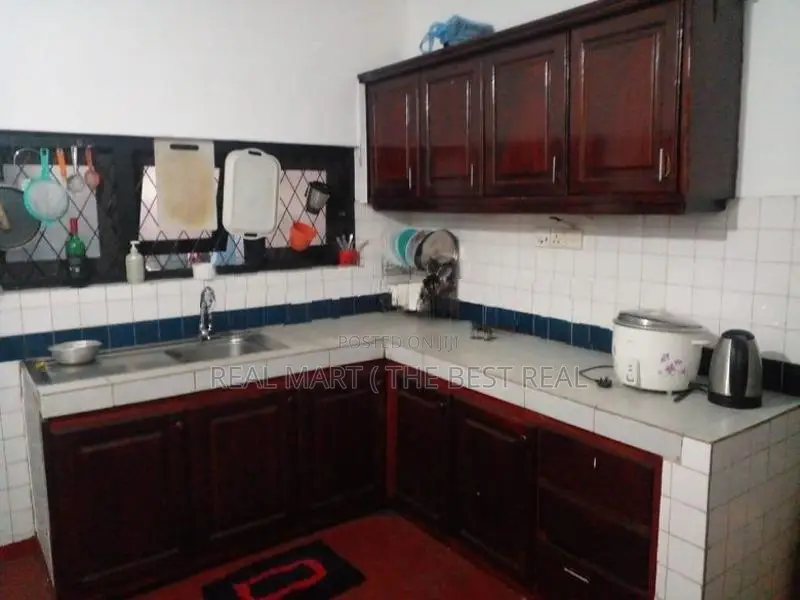 Nugegoda Town : 13 A/C Bedrooms Furnished Luxury Hotel for Rent