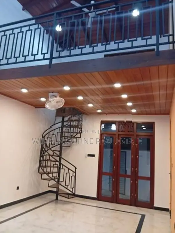Modern Two Story House for Sale in Piliyandala Code: WR02110
