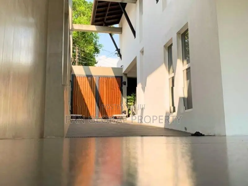 House for Sale in Thalawathugoda