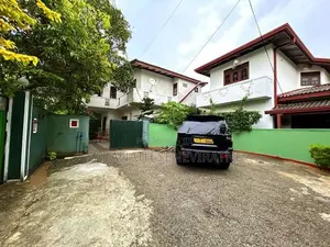 House For Sale in Kalutara North - 600 m to Beach & Galle Rd SOLAR POW
