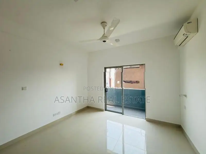 02 Bed Room Apertment Sale At Nawala-Narahenpita Rd Nawala