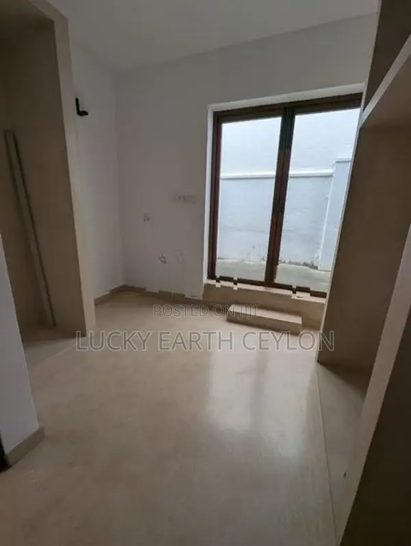 Sale, Battaramulla 1 Story, Unfurnished House For Sale (ZMS3020)