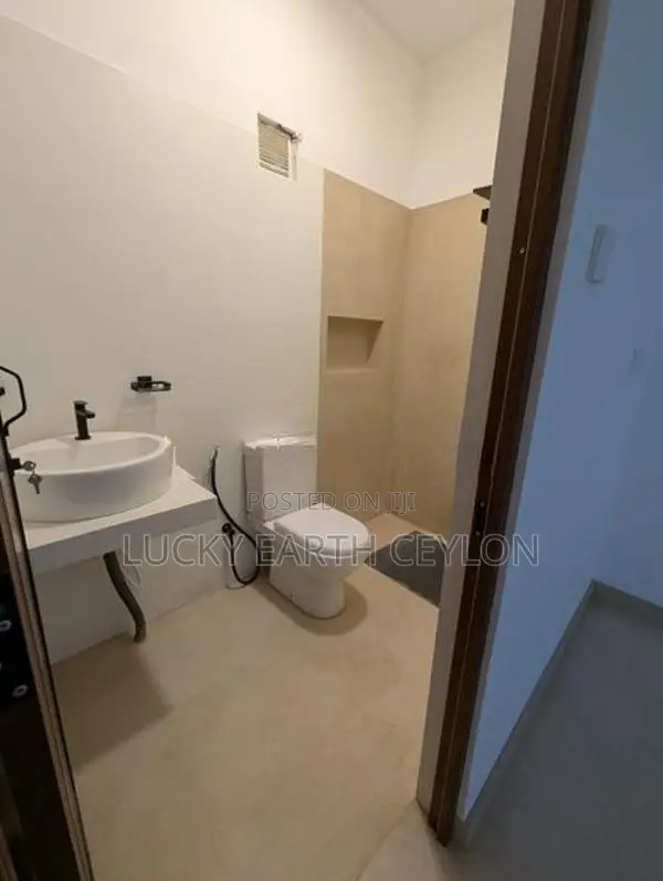 Sale, Battaramulla 1 Story, Unfurnished House For Sale (ZMS3020)