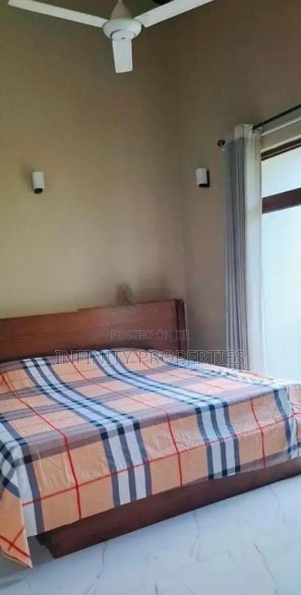 Two storied luxury house for sale at Piliyandala.