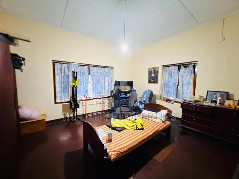 31.5 P Bate Land Sale At Katubeda Moratuwa
