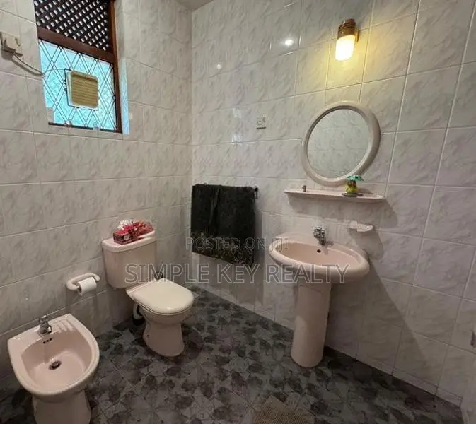 BL55-Beutiful Two Store House for Sale in Kiribathgoa Town