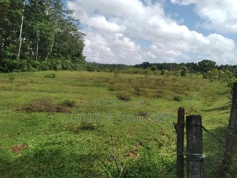 Residential Land for Sale in Bandaragama