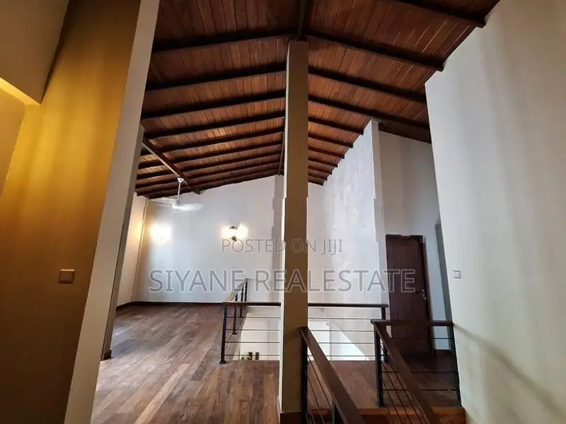 Brand New House for Sale in Thalawathugoda
