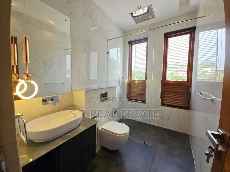 Fully Furnished Luxury House for Sale in Battaramulla