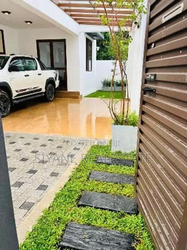 Brand New Luxury Modern House for Sale – Kothalawala Kaduwela