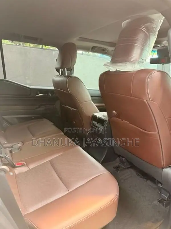 Toyota Land Cruiser Prado 250 Diesel 2024