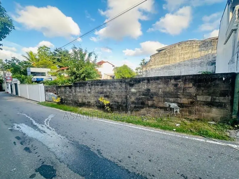 19 P Land Sale at Senanayake Avenue Nawala