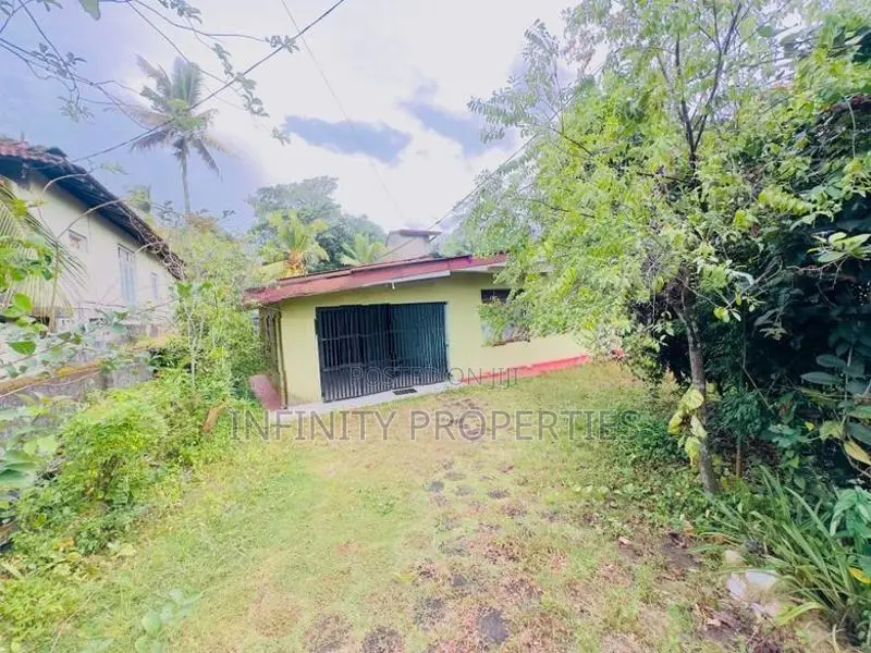 20 Perches Land with One Story House Sale at Pannipitiya