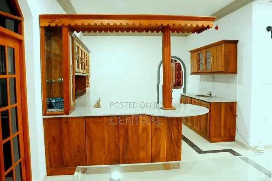 House with 6 Studio Apartment Complex for Sale in Wattala (C7-7990)