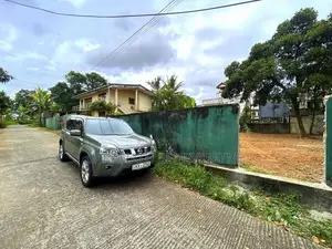Land With Old House Nugagahawatta Katuwawala Embillawatta Boralesgamuw