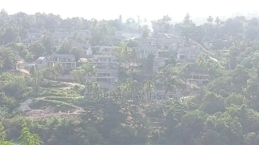 Land for sale Nuwara Eliya Road