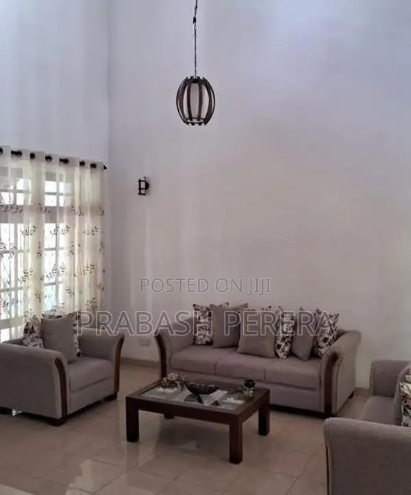 2 Storeyd House for Sale in Maharagama