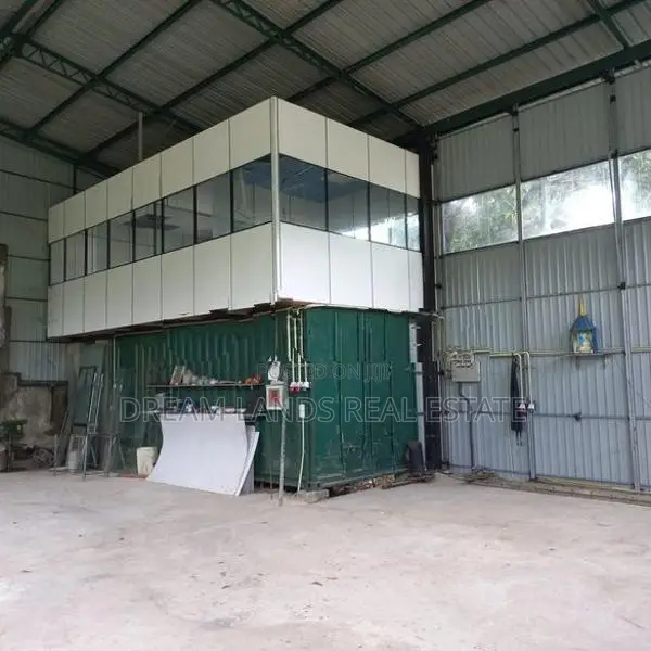 COMMERCIAL PROPERTY FOR SALE IN PANNIPITIYA (SP90)